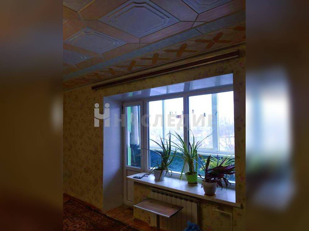 1-комнатная квартира, 46 м2 1/4 этаж, Машзавод, пер. Туркменский - фото 1