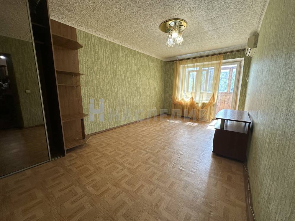 2-комнатная квартира, 46 м2 3/5 этаж, Вокзал, ул. Ленина - фото 2